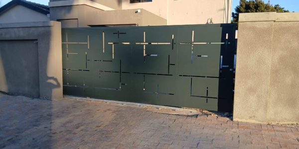 Cnc plasma cutting gate